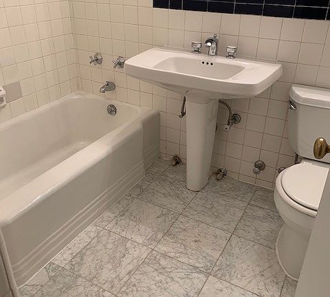 4th image of 135 E 54th St APT 5L