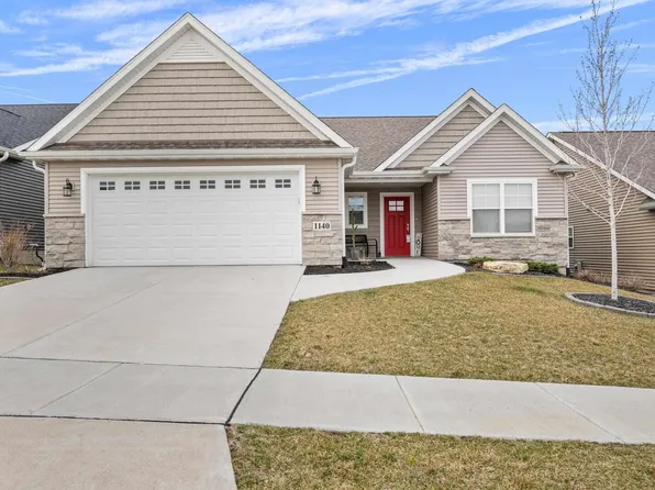 1140 Olde Brandy Ln, Davenport, IA 52807