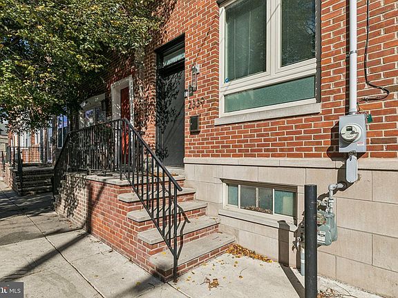2nd image of 2339 Dickinson St
