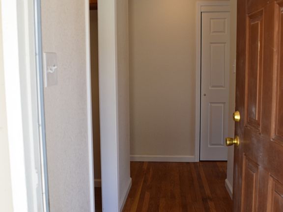 2nd image of 3359 Nike Ct