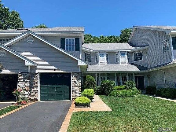 4th image of 79 Willow Wood Dr
