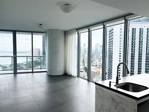 888 Biscayne Blvd #3701 Photo 1