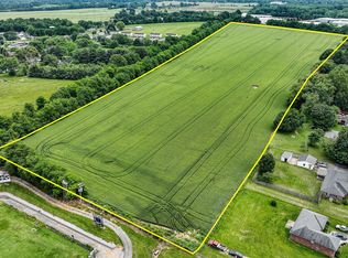 1 Riggs Rd, Portland, TN 37148