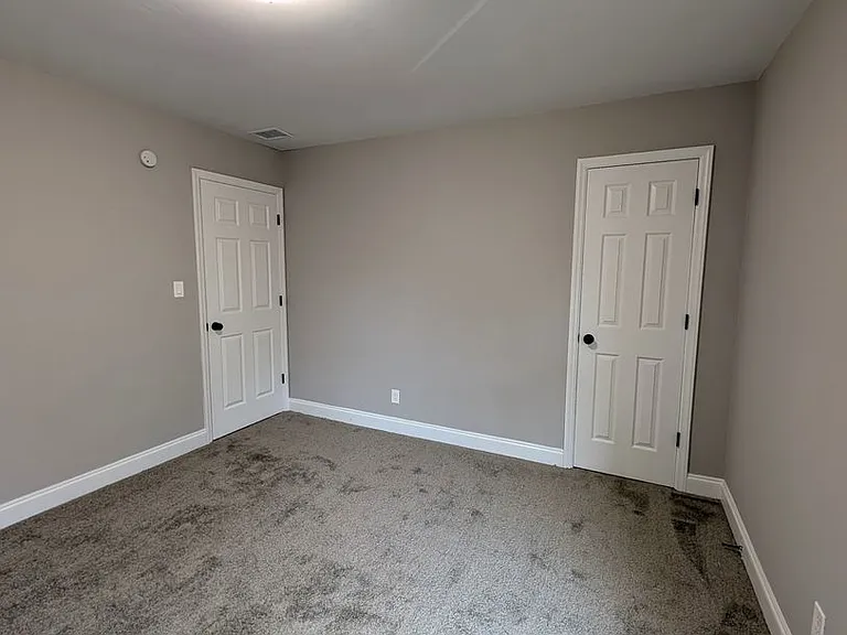 311 Skyland Ave #5 — Photo 10