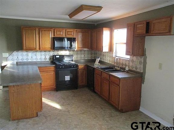 5th image of 112 George Richey Rd