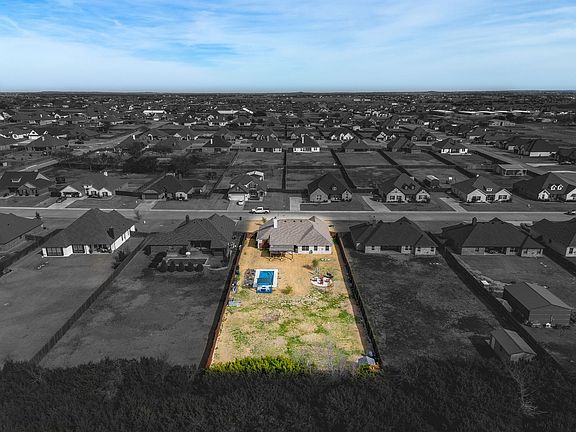 3rd image of 111 Treys Way