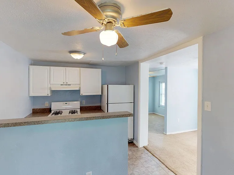 314 Texas St — Photo 17