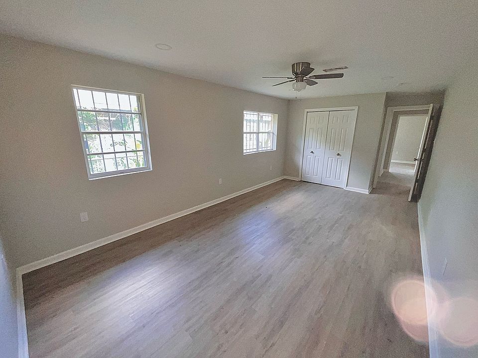 2nd image of 57930 Belaire St