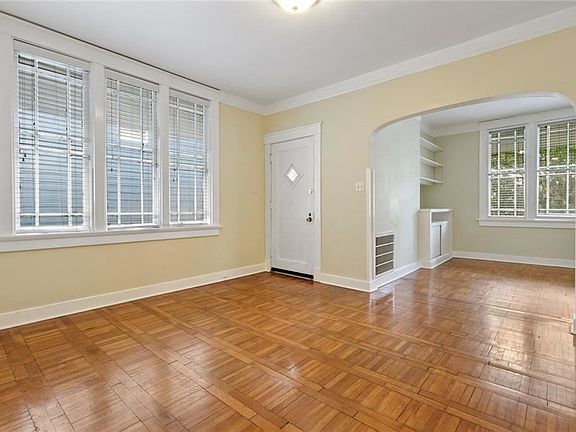 2nd image of 2202 Nashville Ave