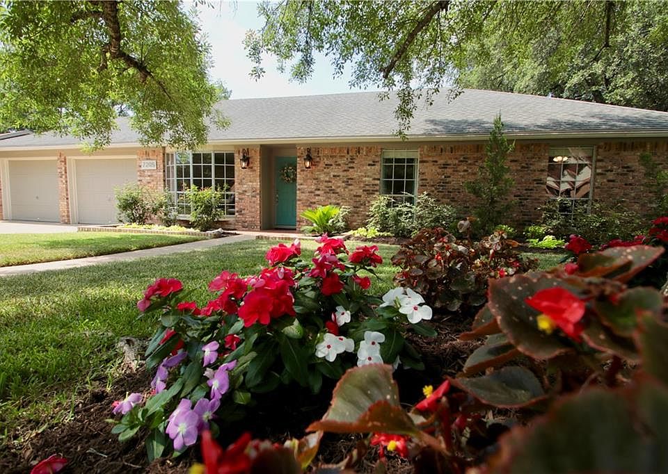 1st image of 7205 Scenic Brook Dr