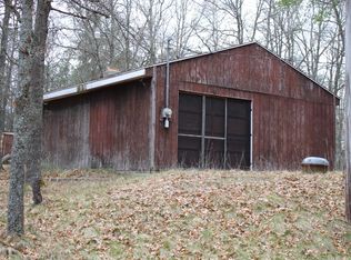 1064 Maple Ridge St, Mio, MI 48647