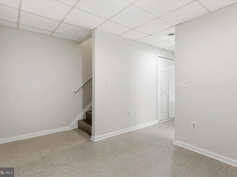 42 Alden Ct — Photo 18