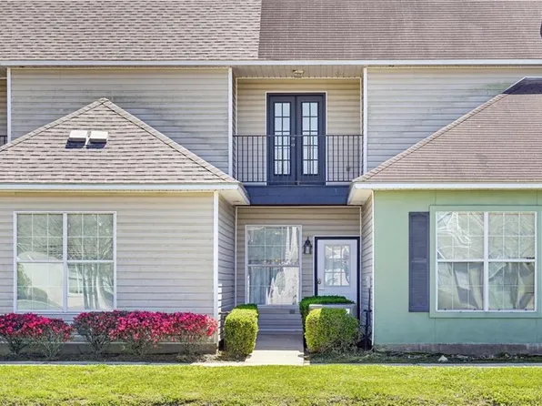 43212 Creek Cir APT 403, Hammond, LA 70403