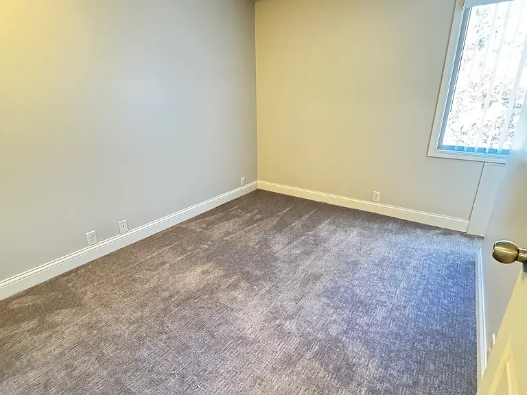 1814 E St #309 — Photo 4