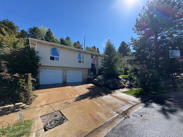 325 Brentwood Ln