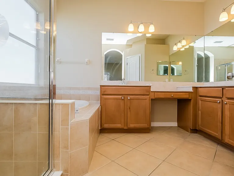 5234 Clover Mist Dr — Photo 10