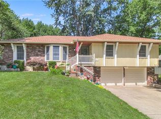 2413 NW 4th St, Blue Springs, MO 64014