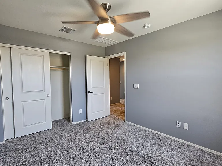 10679 W Golson Dr — Photo 26