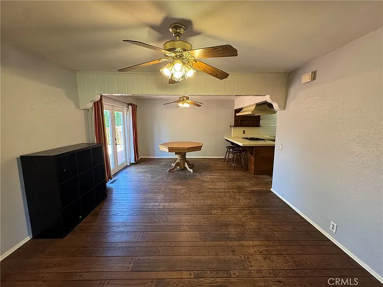 21015 Cantel Pl — Photo 5