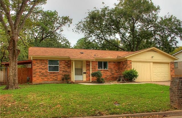 1st image of 1212 Wildwood Dr