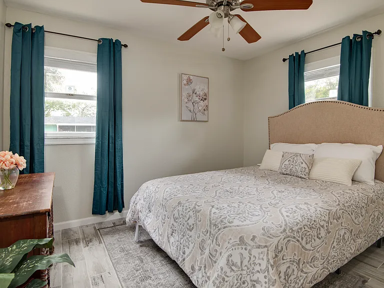 4303 Walis Pl — Photo 4