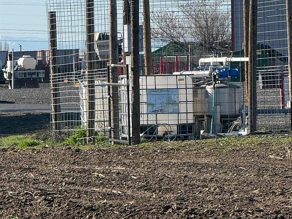 2nd image of 168505 W King Tull Rd