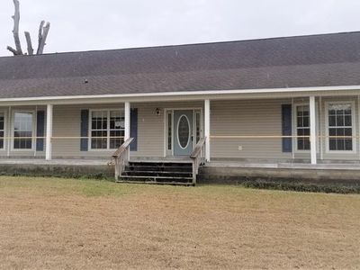 908 Grove St, Cottonwood, AL, 36320