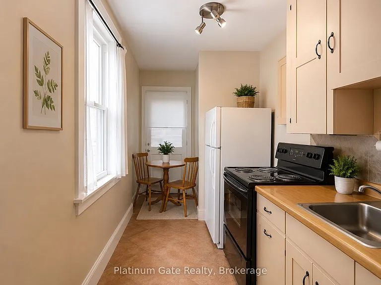 1545 Church St — Photo 16