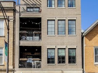 2136 W Belmont Ave #2, Chicago, IL 60618