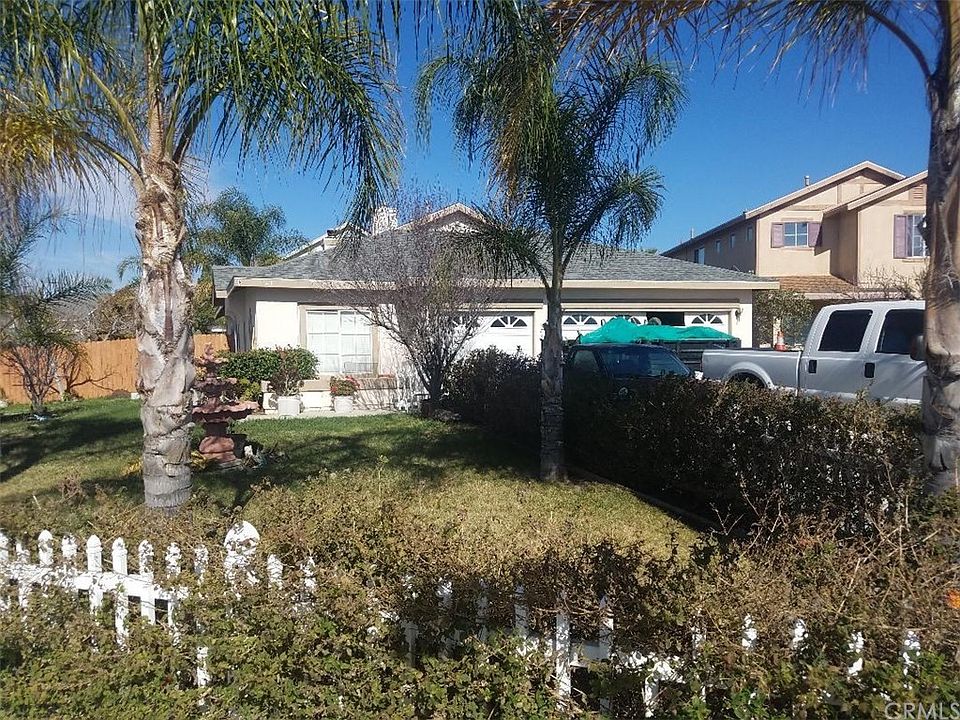 1st image of 1610 Pinyon Flat Cir