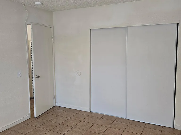 8738 E Avenue U #B — Photo 10