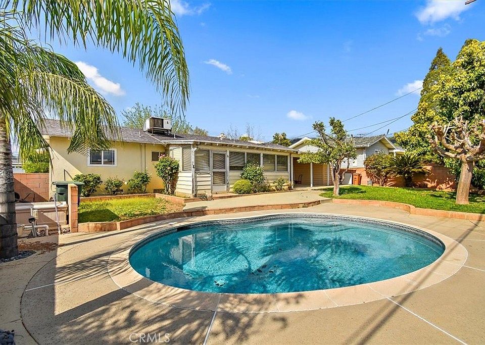 1st image of 35571 Bella Vista Dr