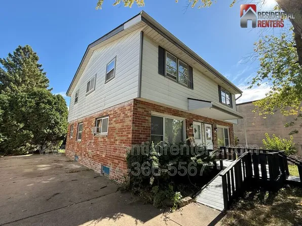 5824 N 117th St, Milwaukee, WI 53225