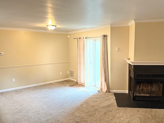 4th image of 2217 Lowells Glen Rd #D