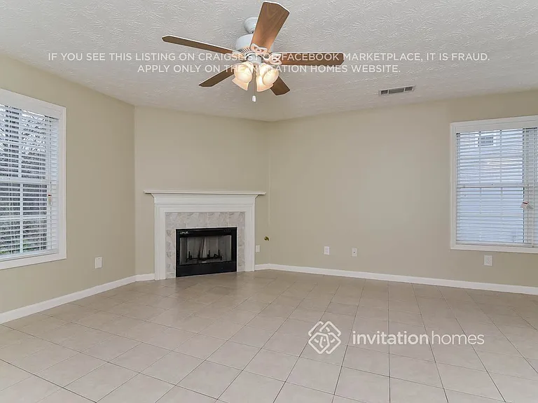 170 Kentshire Pl — Photo 2