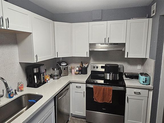 5th image of 3336 NW 85th Avenue #3336