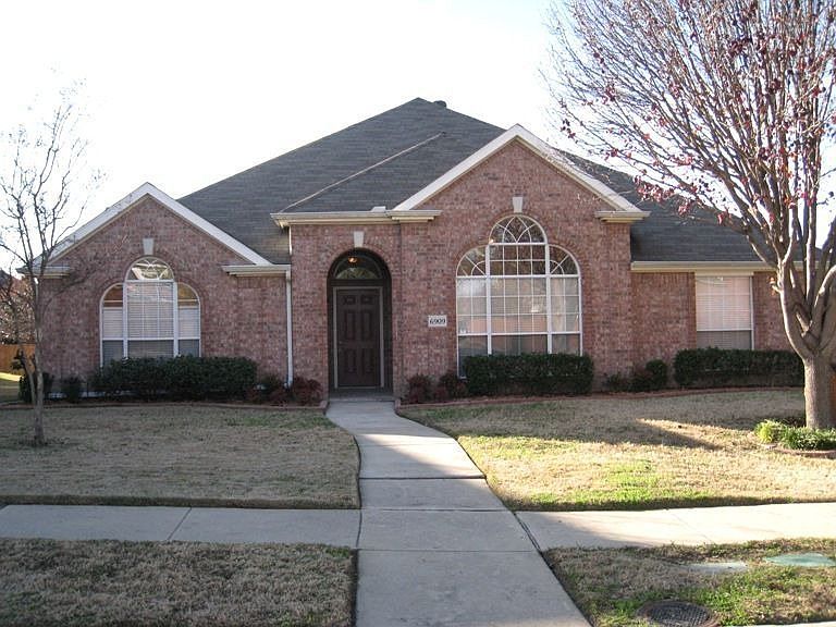 1st image of 6909 Pensacola Dr