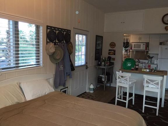 4th image of 243 Avenida Ortega #4