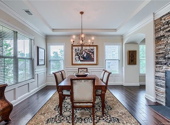 4th image of 804 Lingfield Ln