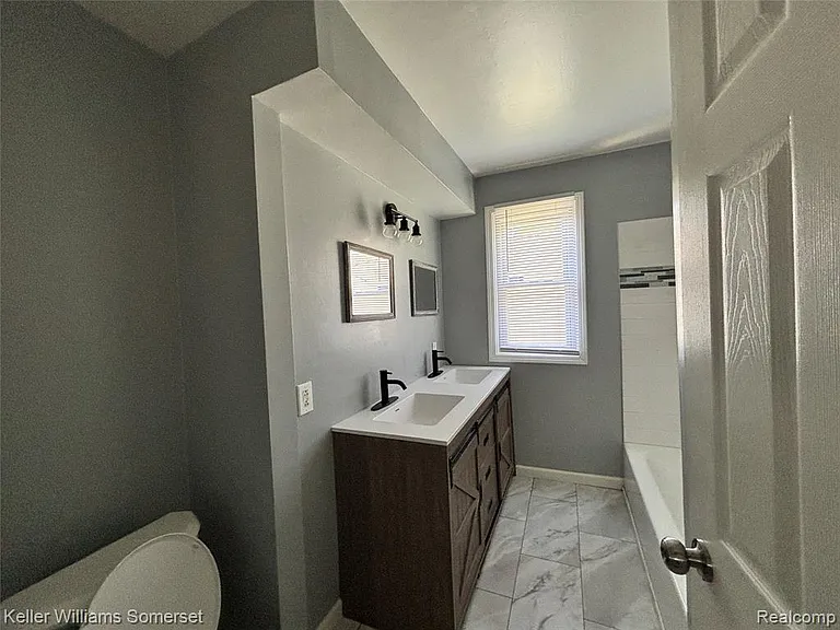 8145 Lozier Ave — Photo 4