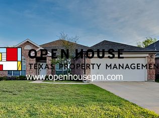 4025 Chinaberry Dr, Garland, TX 75043