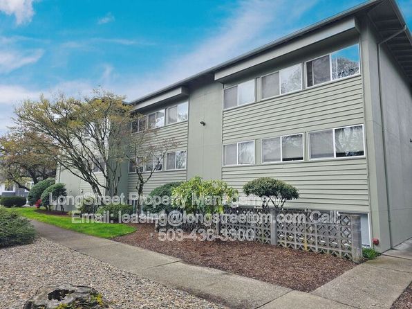 915 SW Adams Ave APT 3