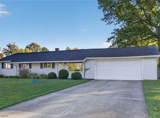 5969 Thunderbird Dr, Mentor On The Lake, OH 44060