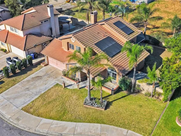 7656 Evergreen Ln, Fontana, CA 92336