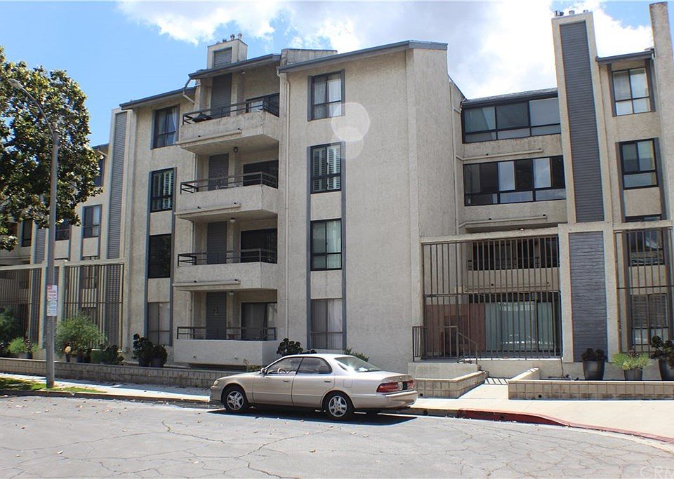 1st image of 225 N Rose St Unit 205