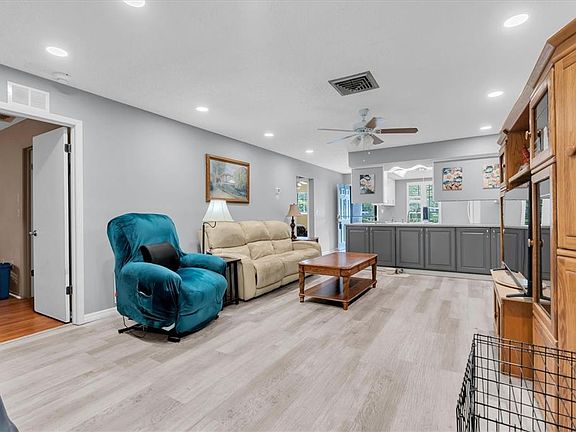 4th image of 12227 DARWOOD DRIVE #B
