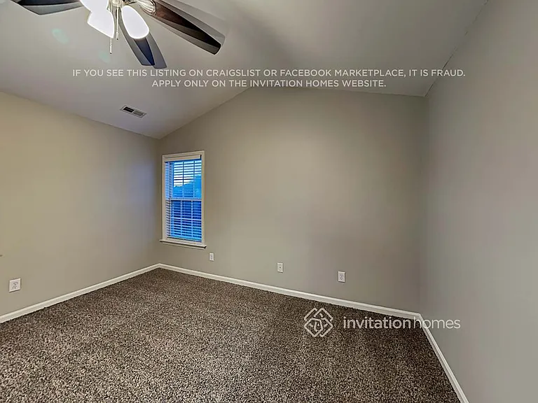 4428 Moss Spring Dr — Photo 10