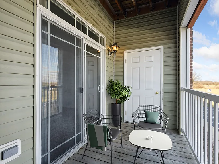 Oxford - 1 Bed / 1 Bath - 922 Sq.Ft.
