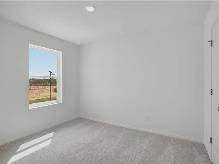 862 Lynx St — Photo 17
