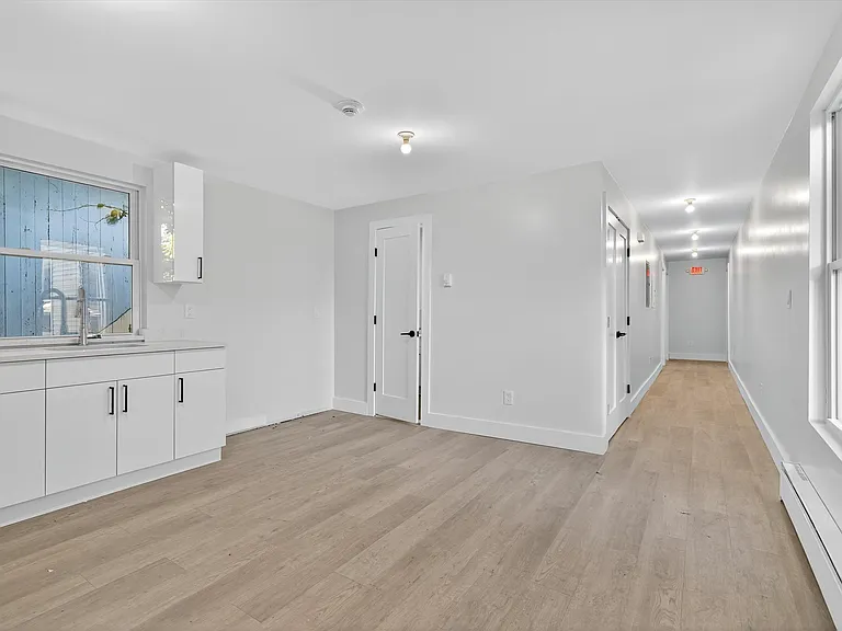 12 N Church St #1 — Photo 7